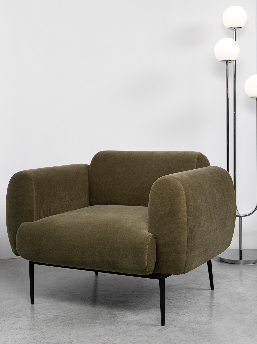 Material decisions lose context - 2